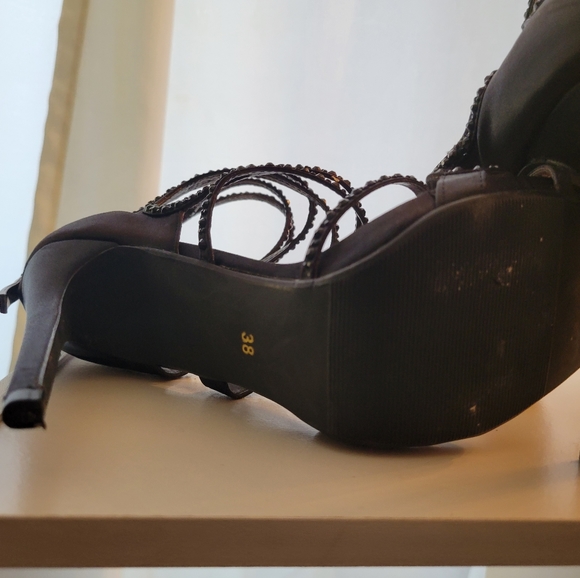 Black satin strappy stilettos - Picture 6 of 8